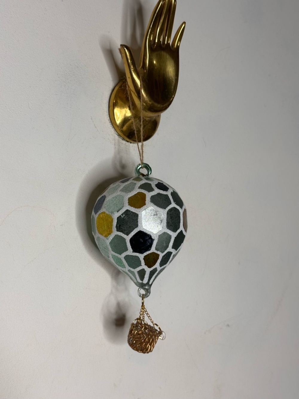 Anthropologie hot air balloon ornament